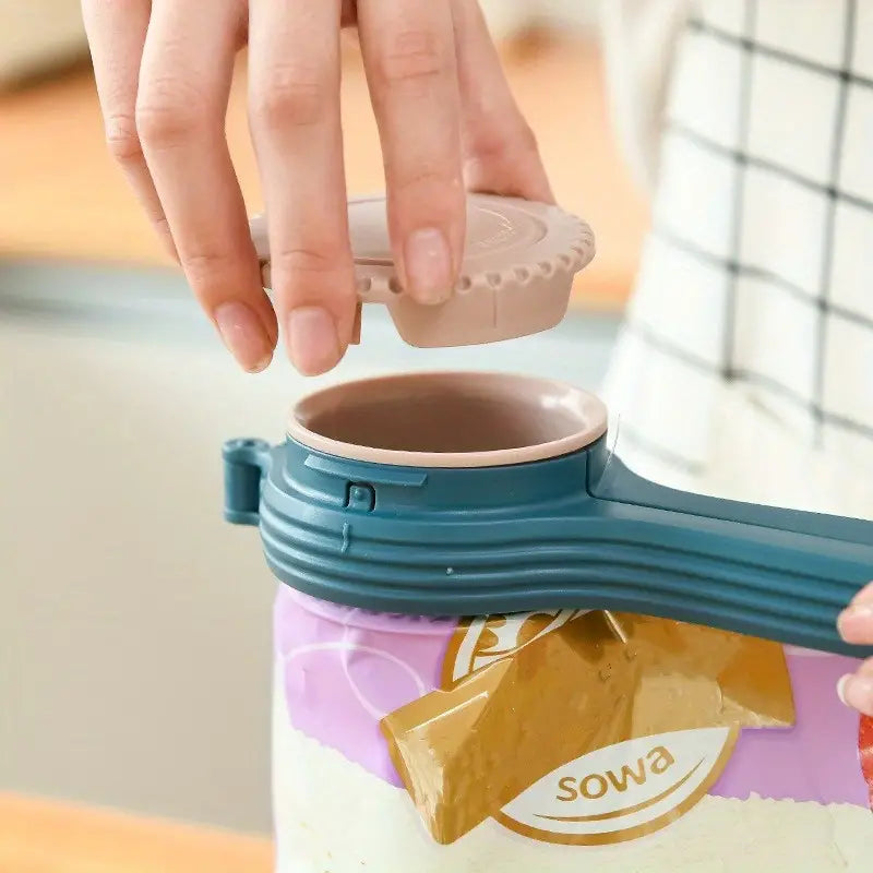 Seal Clip for Food Bags - Cat Food & Snack Preservation