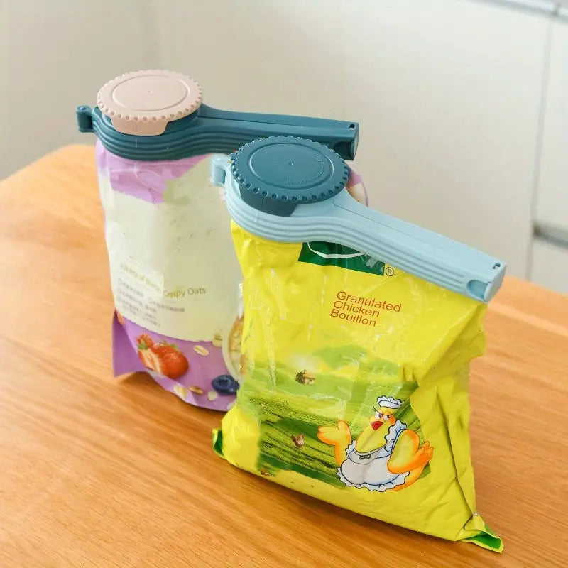 Seal Clip for Food Bags - Cat Food & Snack Preservation